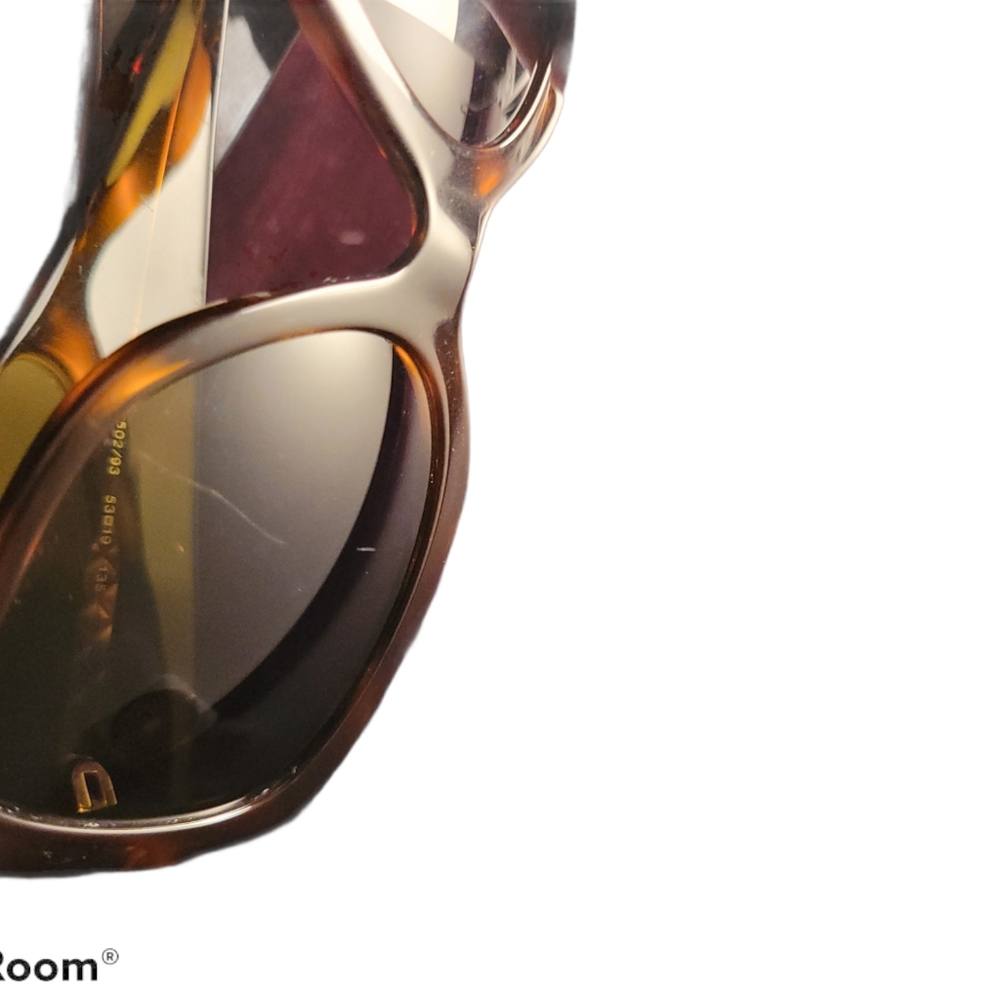 Authentic Chanel Sunglasses Style 5019 - Picture 6 of 7